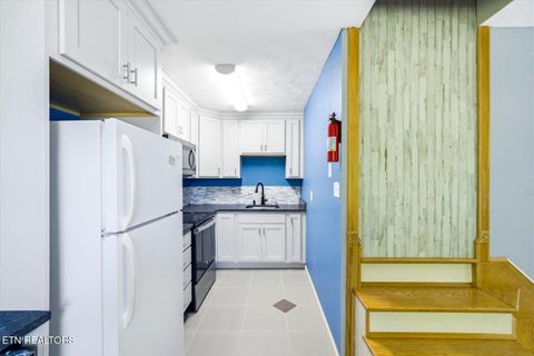Tiny photo for 997 Lake Ridge Drive, Dandridge, TN 37725 (MLS # 1340067)