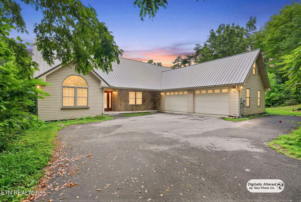 Photo of 50 Ross Place, Monterey, TN 38574 (MLS # 1350831)