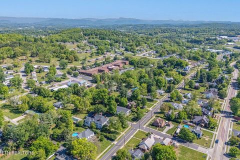 Tiny photo for 600 E 2nd North St, Morristown, TN 37814 (MLS # 1338262)