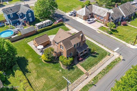 Tiny photo for 600 E 2nd North St, Morristown, TN 37814 (MLS # 1338262)