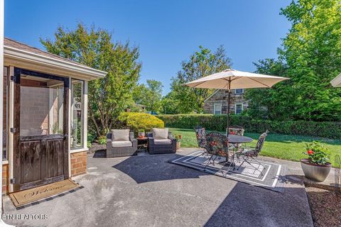 Tiny photo for 600 E 2nd North St, Morristown, TN 37814 (MLS # 1338262)