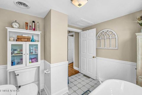 Tiny photo for 600 E 2nd North St, Morristown, TN 37814 (MLS # 1338262)