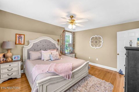 Tiny photo for 600 E 2nd North St, Morristown, TN 37814 (MLS # 1338262)