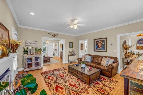 Tiny photo for 600 E 2nd North St, Morristown, TN 37814 (MLS # 1338262)