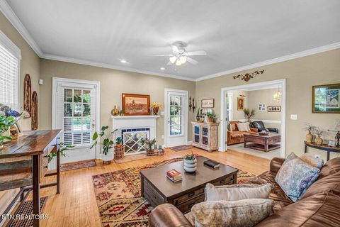 Tiny photo for 600 E 2nd North St, Morristown, TN 37814 (MLS # 1338262)