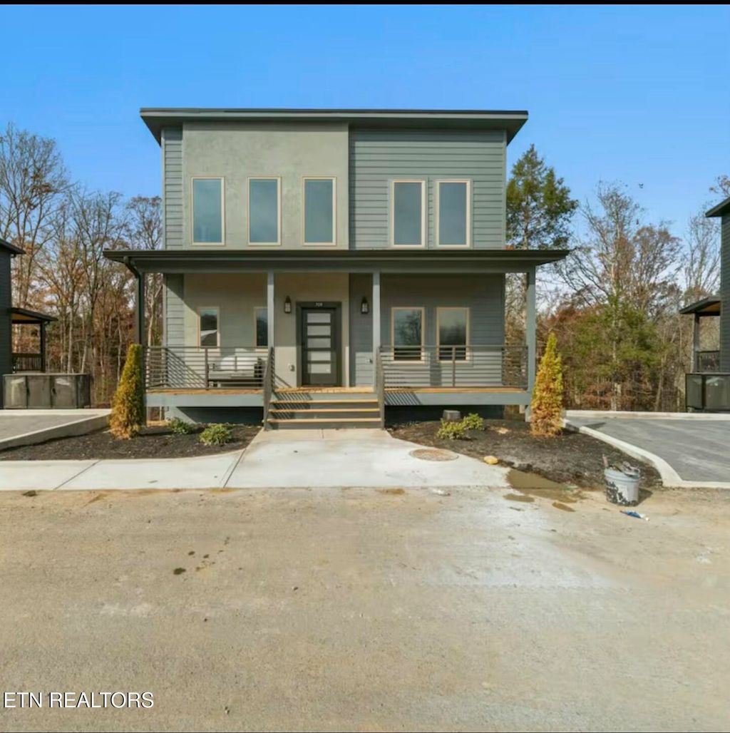 Photo of 709 Moccasin Way, Pigeon Forge, TN 37863 (MLS # 1297183)