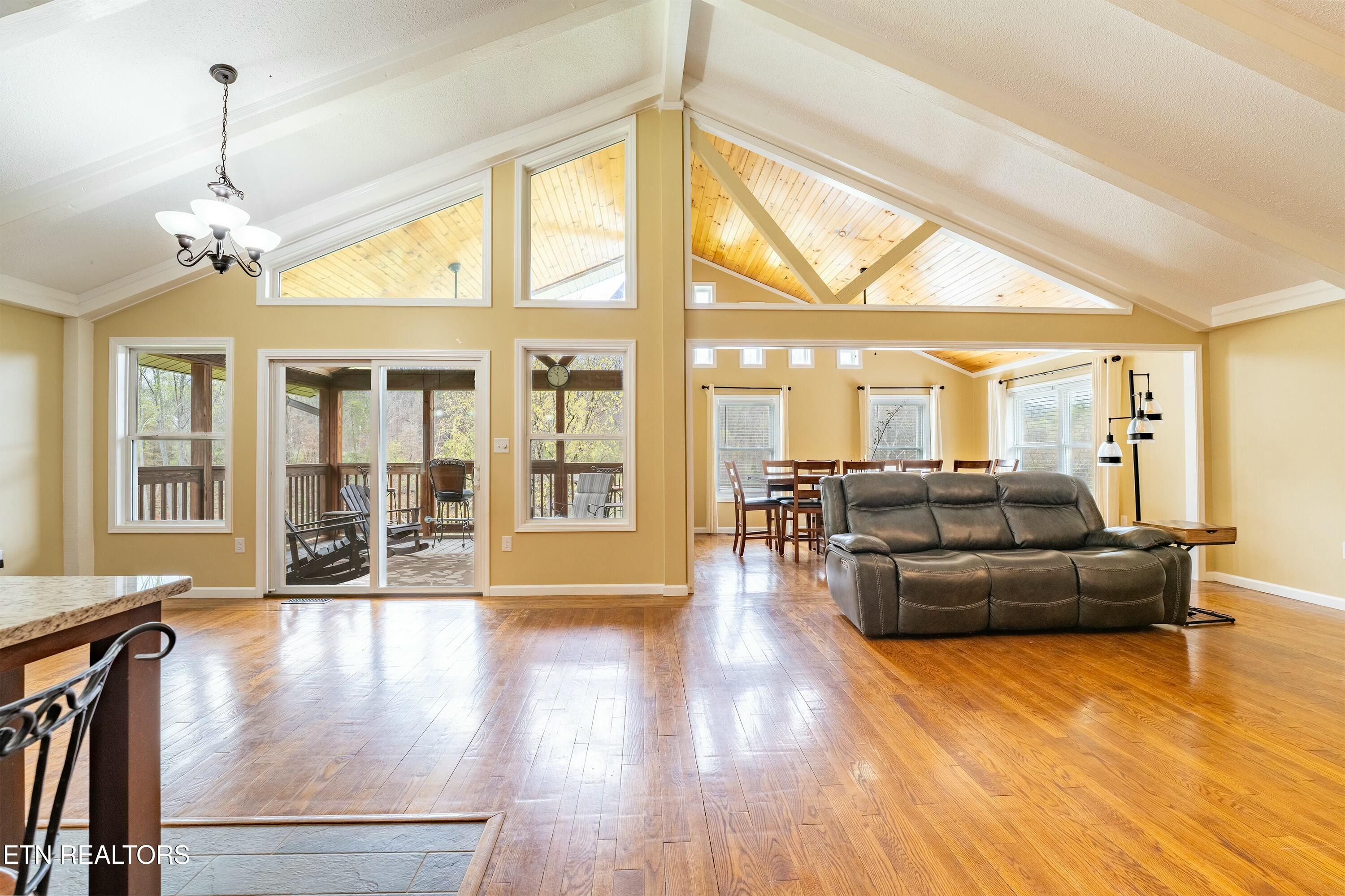 891 Ness Lane
