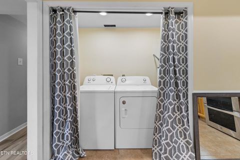 Tiny photo for 1327 Pinecrest Rd, Jacksboro, TN 37757 (MLS # 1328779)