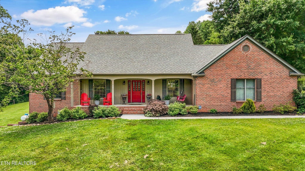 Photo of 331 E Chestnut Hill Rd, Townsend, TN 37882 (MLS # 1354803)