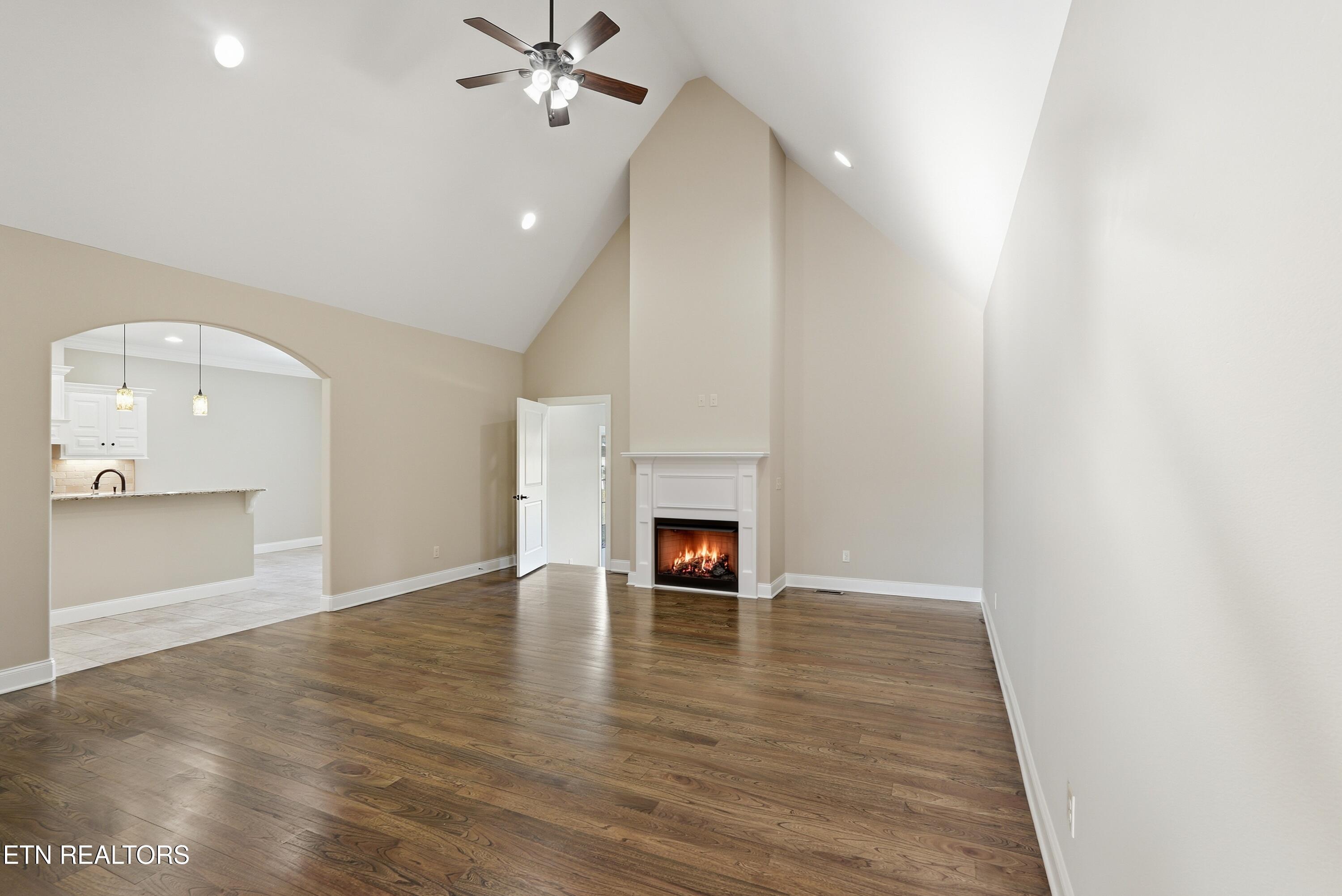 1760 Bradshaw Blvd