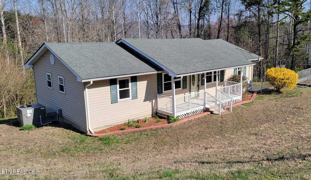 Photo of 114 Valley View Lane, Heiskell, TN 37754 (MLS # 1255808)