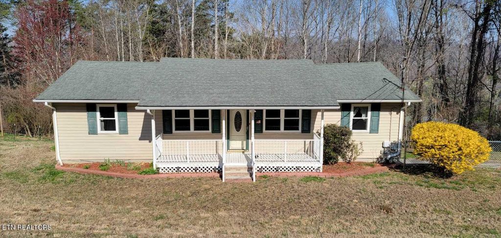 Photo of 114 Valley View Lane, Heiskell, TN 37754 (MLS # 1255808)