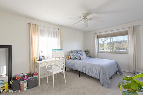 Tiny photo for 3104 N Broadway St #A-5, Knoxville, TN 37917 (MLS # 1334169)