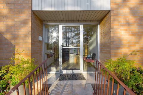 Photo of 3104 N Broadway St #A-5, Knoxville, TN 37917 (MLS # 1334169)