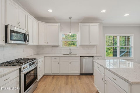 Tiny photo for 112 Kingberry St, Oak Ridge, TN 37830 (MLS # 1358108)