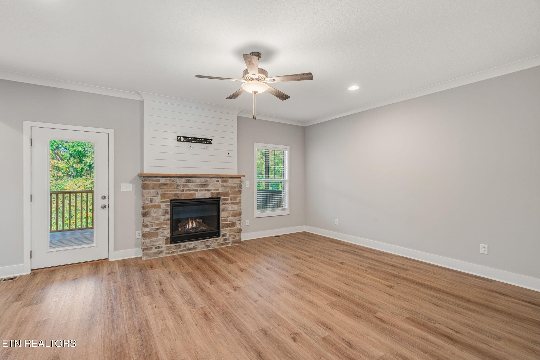 112 Kingberry St