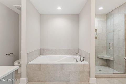 Tiny photo for 112 Kingberry St, Oak Ridge, TN 37830 (MLS # 1358108)