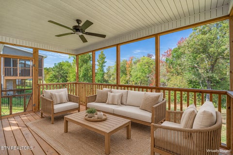 Tiny photo for 112 Kingberry St, Oak Ridge, TN 37830 (MLS # 1358108)