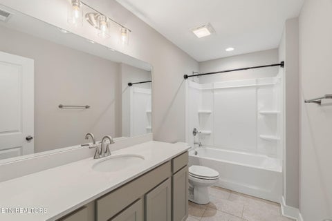 Tiny photo for 112 Kingberry St, Oak Ridge, TN 37830 (MLS # 1358108)