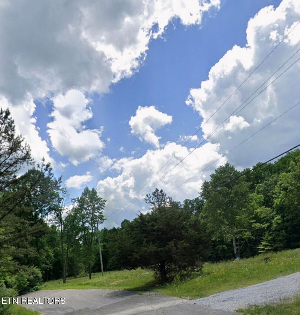 Photo of 140 Old Hwy Rd, Sparta, TN 38583 (MLS # 1335217)