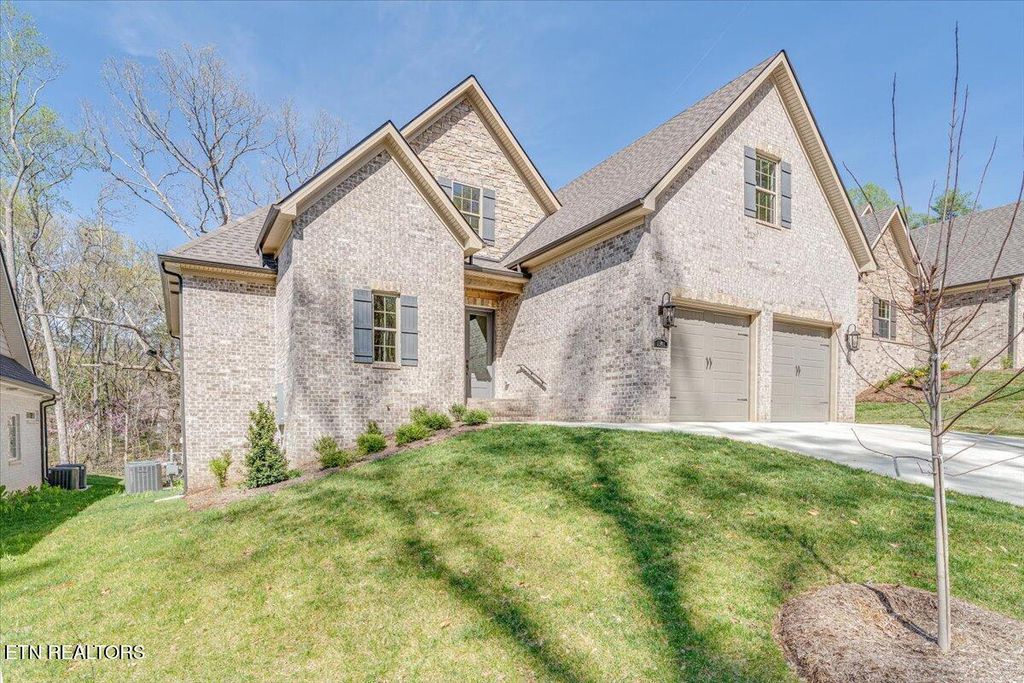 Photo of 1540 Bronze Way, Knoxville, TN 37922 (MLS # 1324153)