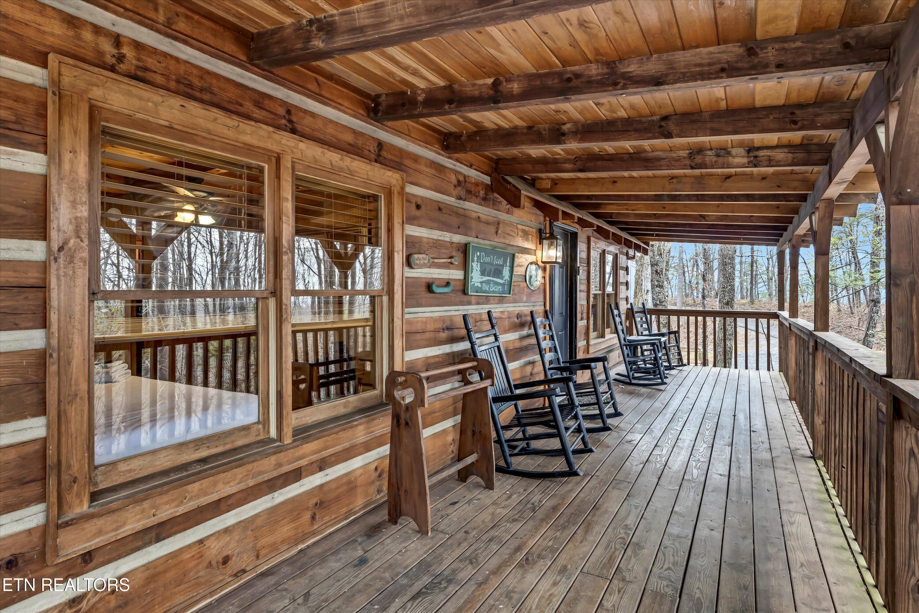 1141 Ski View Lane