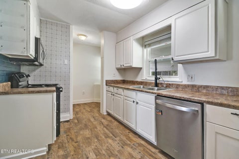 Tiny photo for 119 E Magnolia Lane, Oak Ridge, TN 37830 (MLS # 1335749)