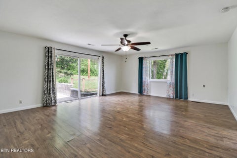 Tiny photo for 119 E Magnolia Lane, Oak Ridge, TN 37830 (MLS # 1335749)