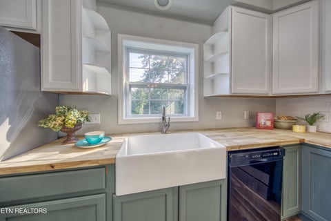 Tiny photo for 8710 Finchwood Lane, Knoxville, TN 37924 (MLS # 1354110)