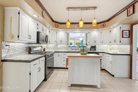 Tiny photo for 2813 E Emory Rd, Knoxville, TN 37938 (MLS # 1346357)