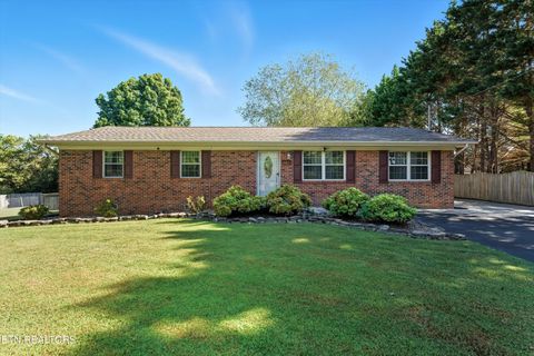 1238 Cedarwood Lane Maryville TN 37803