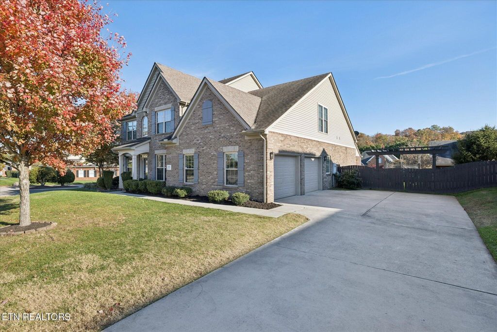Photo of 12802 Lily Pond Lane, Knoxville, TN 37922 (MLS # 1321913)