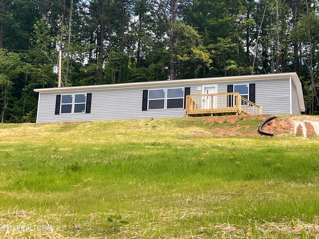 Photo of 560 Chumley Rd, New Tazewell, TN 37825 (MLS # 1305612)