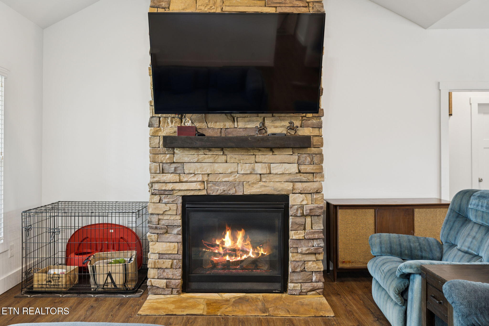 153 Martingale Way