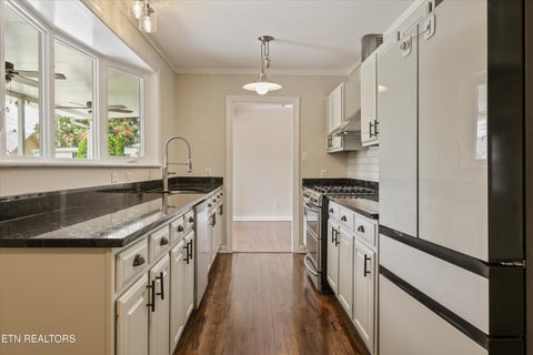 Tiny photo for 4028 Taliluna Ave, Knoxville, TN 37919 (MLS # 1342247)