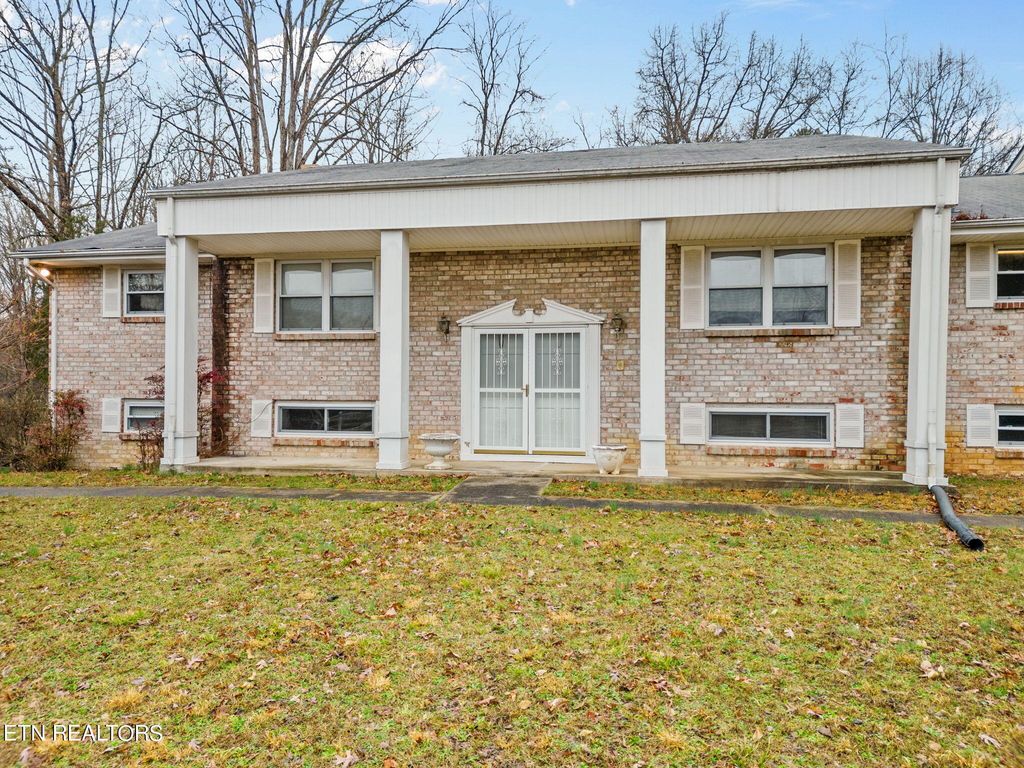 Photo of 1050 Wooddale Church Rd, Strawberry Plains, TN 37871 (MLS # 1256800)