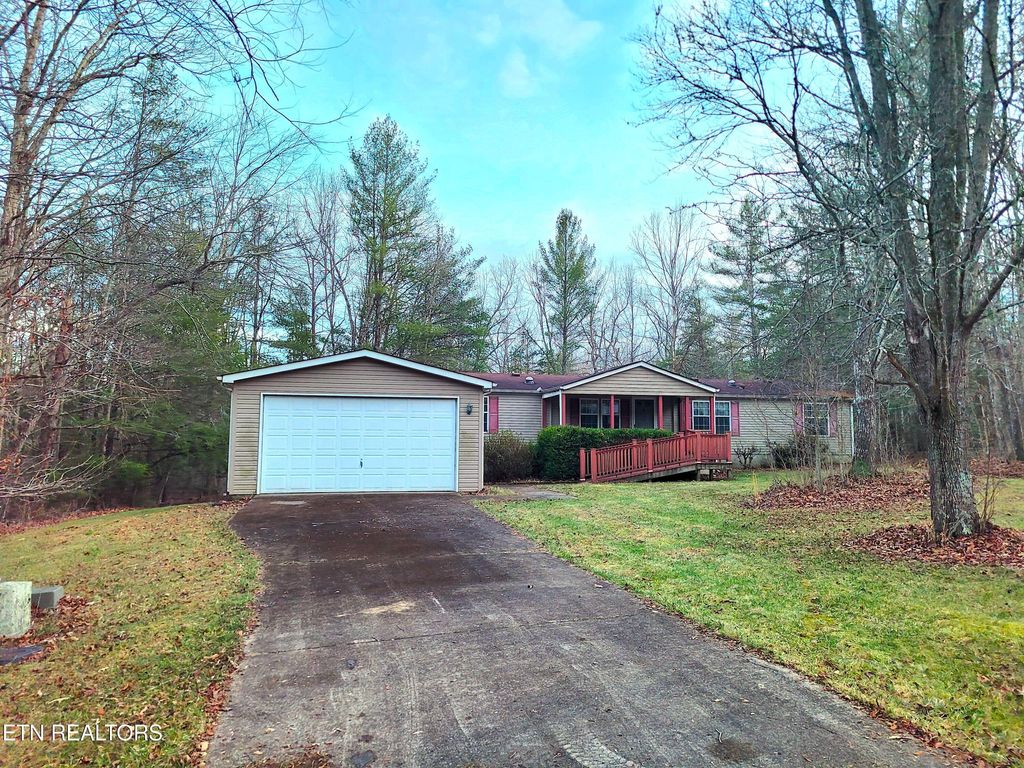 Photo of 22 Prestonwood Court, Crossville, TN 38558 (MLS # 1327344)