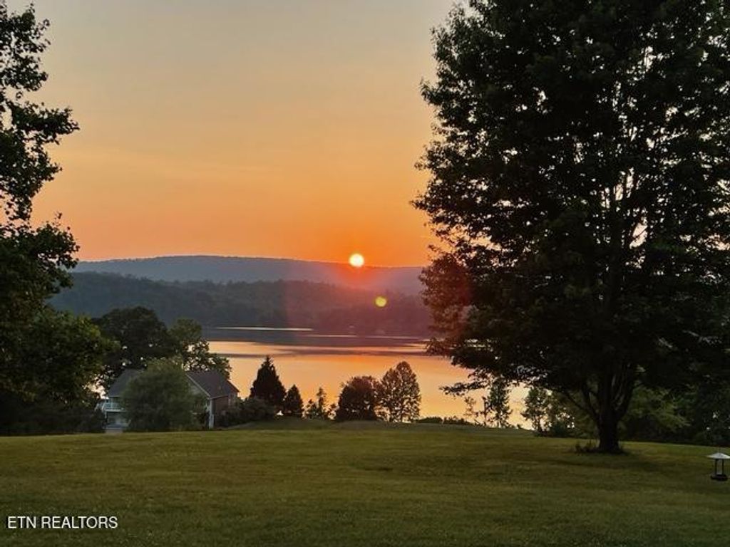 Photo of 641 Eagle Furnace Rd Rd, Rockwood, TN 37854 (MLS # 1299407)