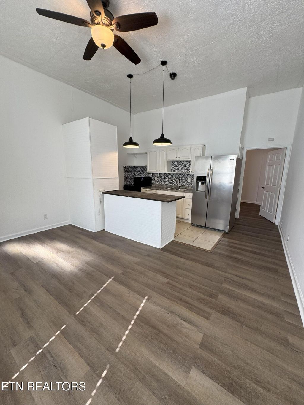 Photo of 129 Hermitage Drive, Oliver Springs, TN 37840 (MLS # 1318686)