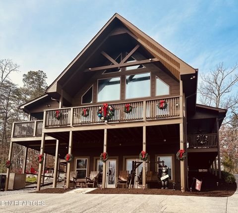 Photo of 1607 Ridgecrest Drive, Sevierville, TN 37876 (MLS # 1324529)