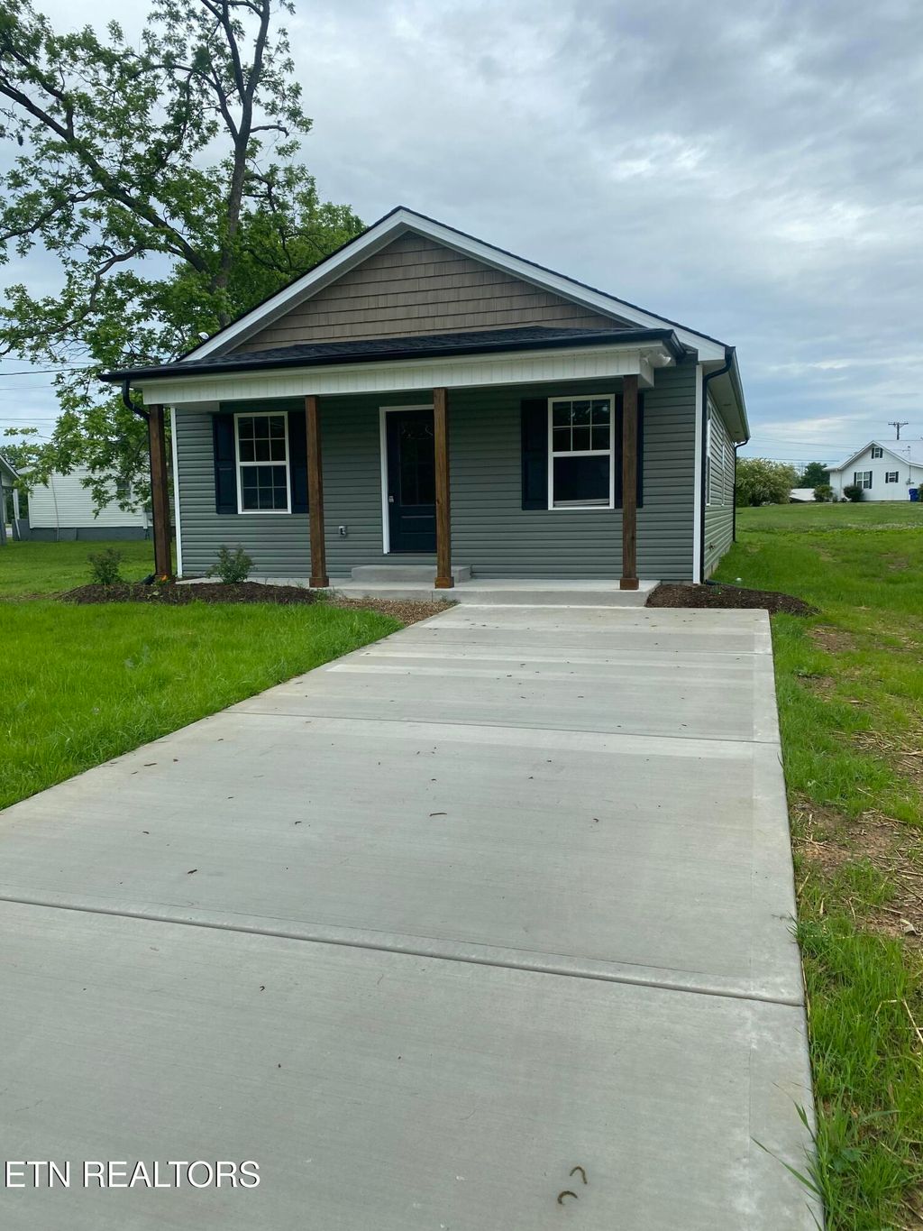 Photo of 414 Oklahoma St, Madisonville, TN 37354 (MLS # 1297469)