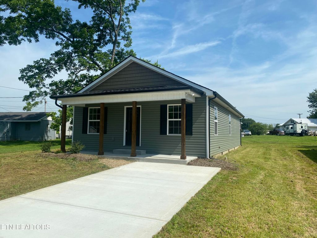 Photo of 414 Oklahoma St, Madisonville, TN 37354 (MLS # 1297469)