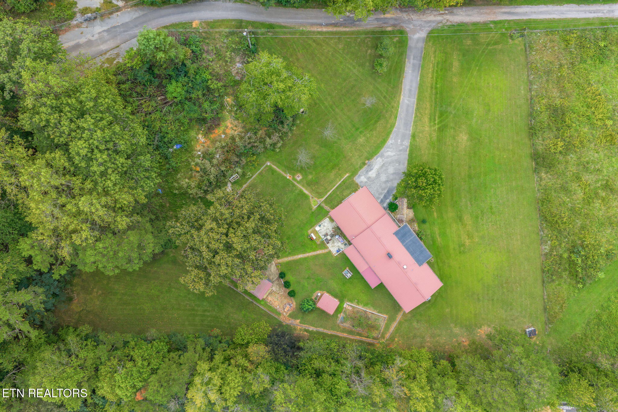 101  142 Autumn Lane