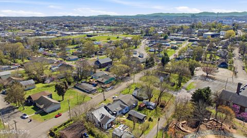 Tiny photo for 1411 McSpadden St, Knoxville, TN 37921 (MLS # 1333116)