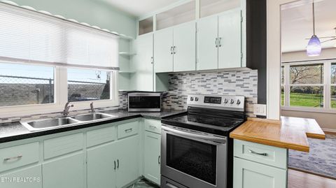 Tiny photo for 1411 McSpadden St, Knoxville, TN 37921 (MLS # 1333116)