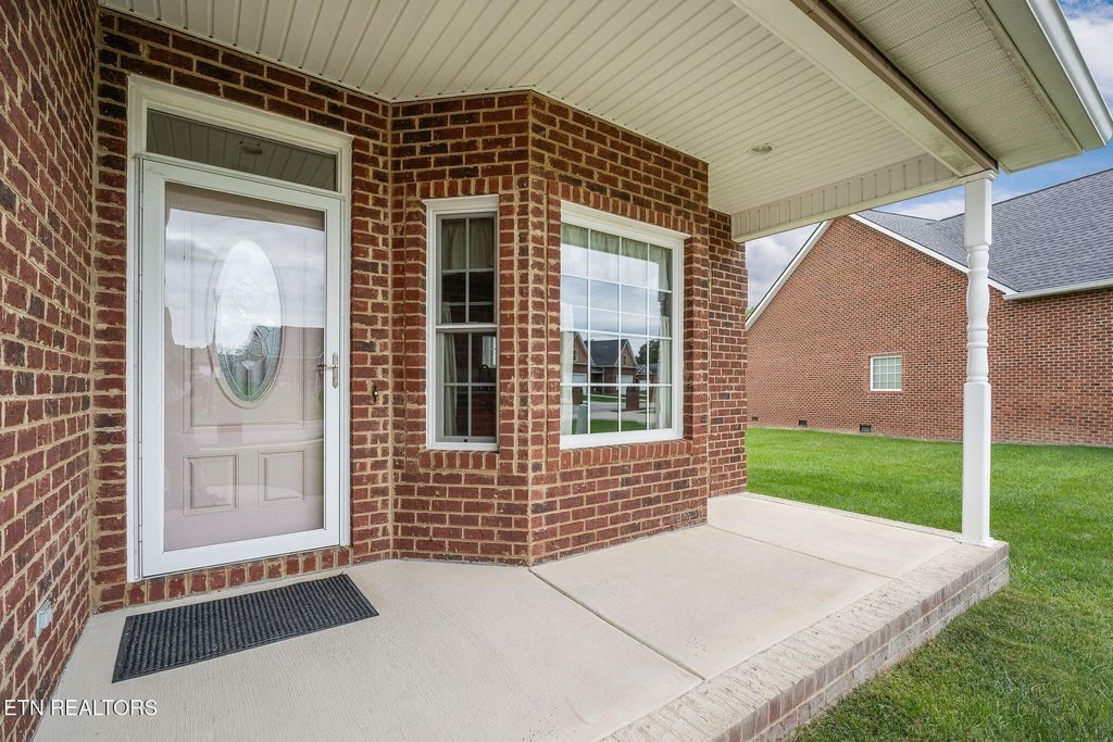 Photo of 160 Genesis Ave, Crossville, TN 38571 (MLS # 1336478)