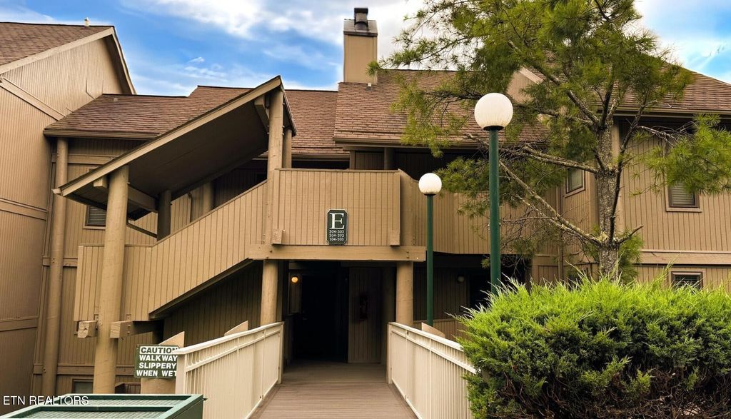 Photo of 3710 Weber Rd #UNIT 104-E, Gatlinburg, TN 37738 (MLS # 1341351)