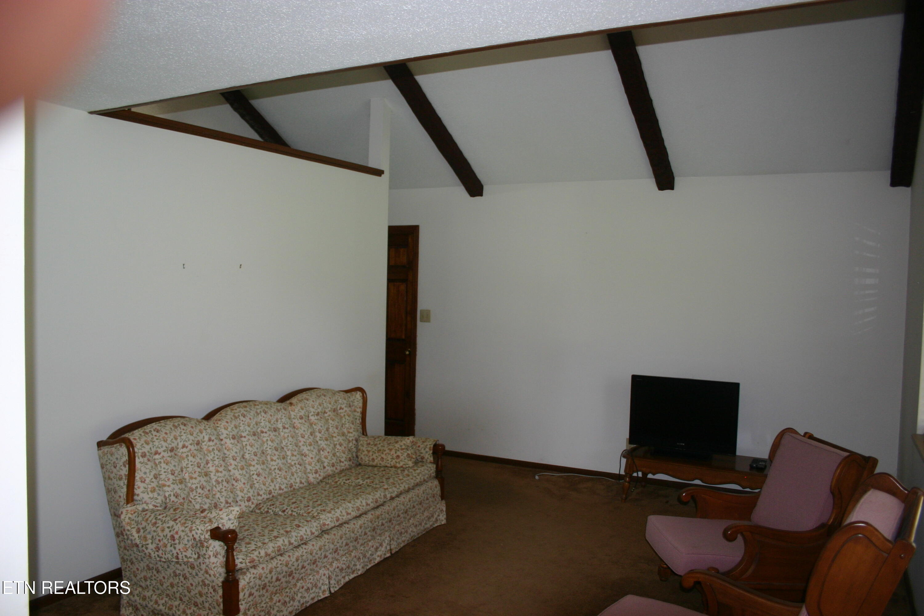 4908 Montmorency Drive