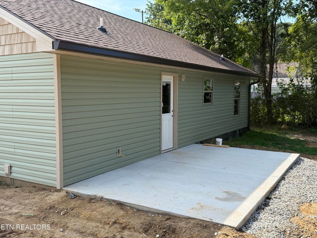 Photo of 305 S Fowler St, Clinton, TN 37716 (MLS # 1352593)