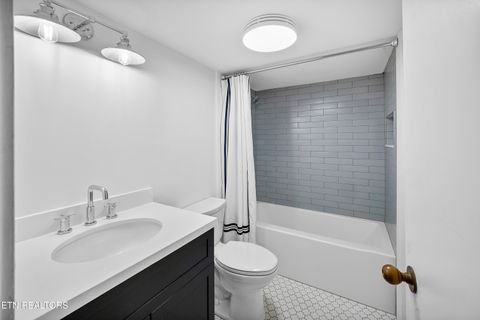 Tiny photo for 2016 Cherokee Bluff Drive, Knoxville, TN 37920 (MLS # 1321632)